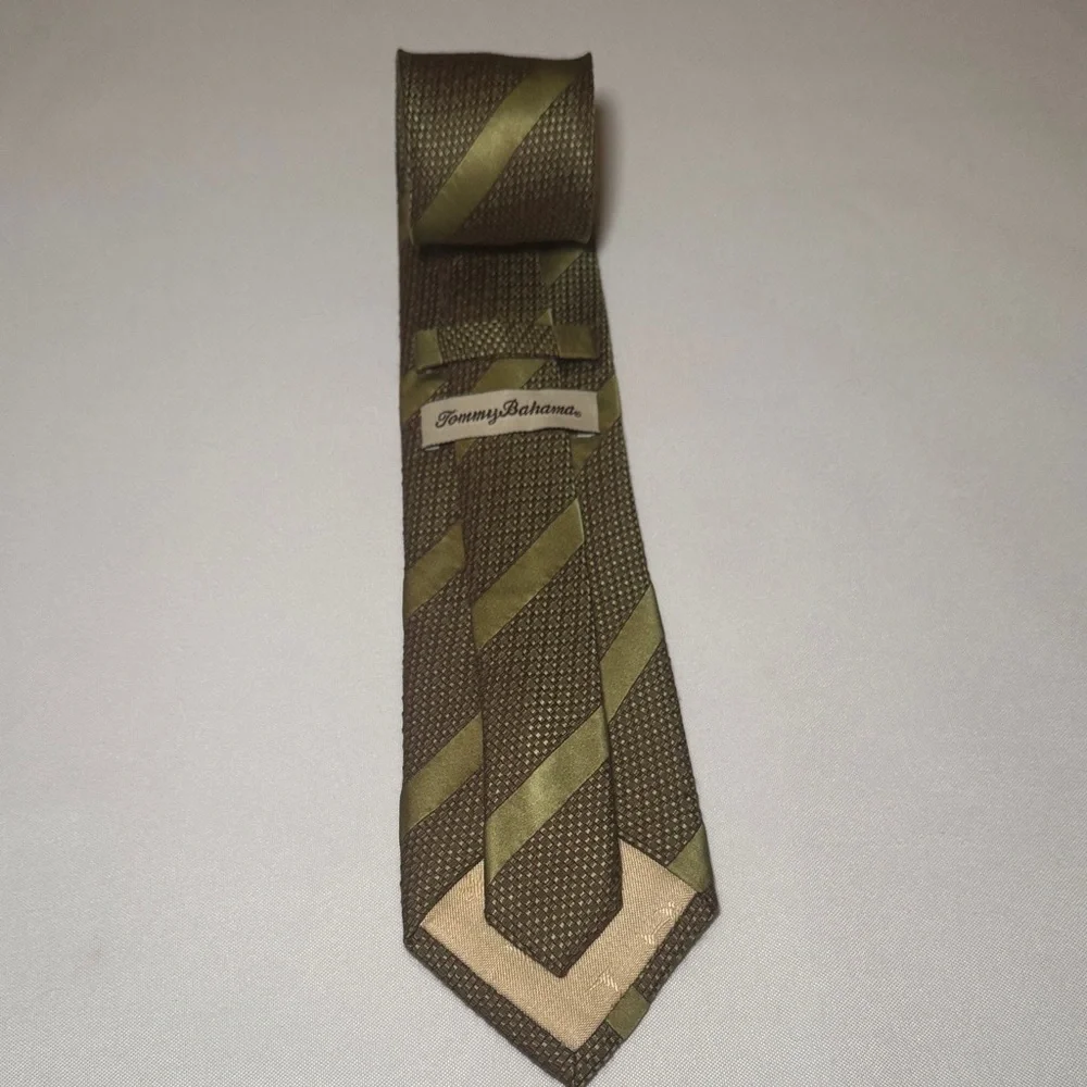Tommy Bahama Olive and Chocolate Men's Silk Tie